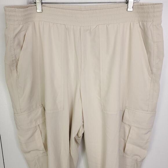 Old Navy Pants WOmens XL Stretch Tech Pull On Joggers Cargo Athleisure Cream - Picture 2 of 9